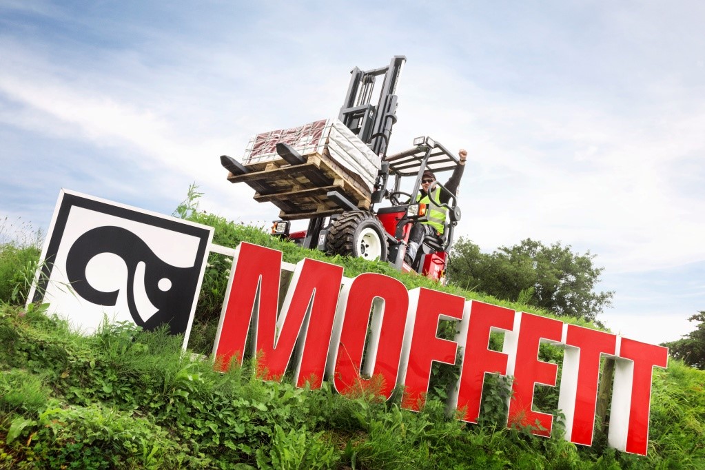 Boonstoppel Truckservice - Moffett M4 NX 08